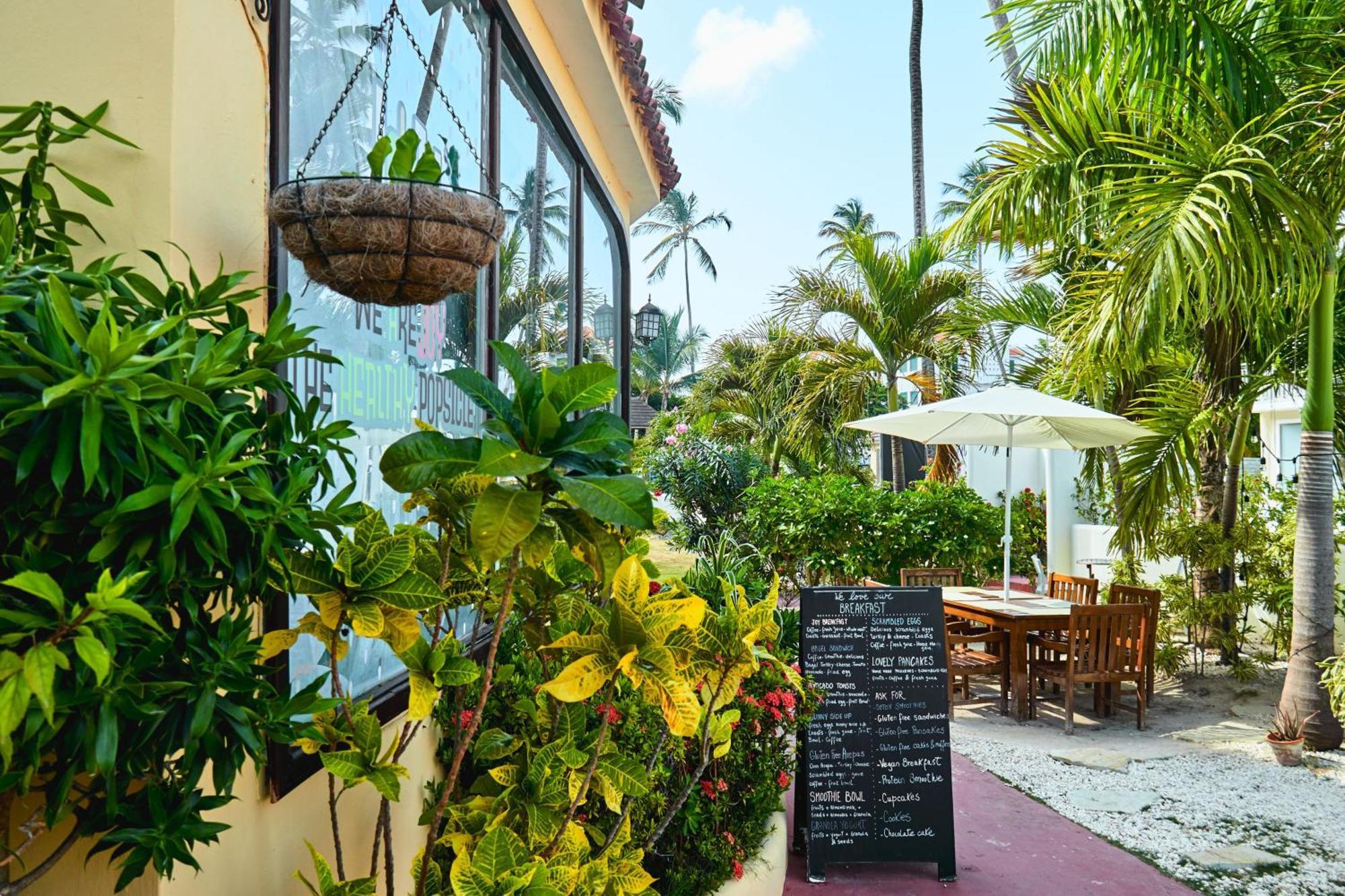 Los Corales Beach Village Punta Cana - The Original Exteriör bild